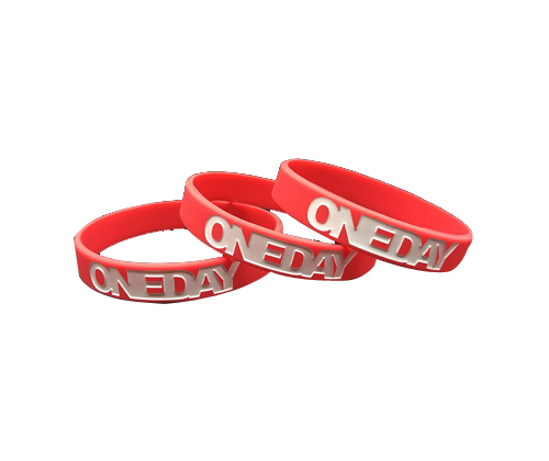 red silicone bracelets 1