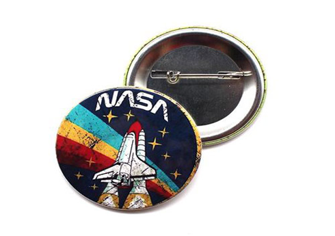 What Are the Main Differences Between Enamel Lapel Pins and Imitation Enamel Lapel Pins